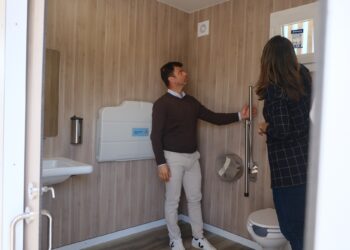 El Ayuntamiento renovará los aseos públicos del litoral con 31 nuevos módulos y una inversión de 1,2 millones de euros