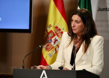 Loles López condena el presunto crimen machista de una mujer de 48 años en Benalmádena