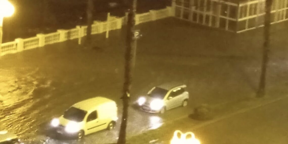 Alerta naranja en Málaga: la provincia registra hasta 75 incidencias por las lluvias