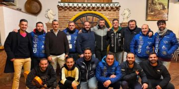 «Bienvenidos a mi templo que se llama Rosaleda»: la murga de Torremolinos conquista al público malagueño