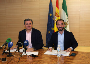 Marbella aprueba un convenio con la Fundación Cibervoluntarios para reforzar su compromiso con la inclusión digital