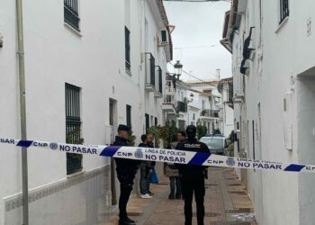 Benalmádena llora la muerte de Lina, primera víctima de violencia machista en Andalucía en 2025