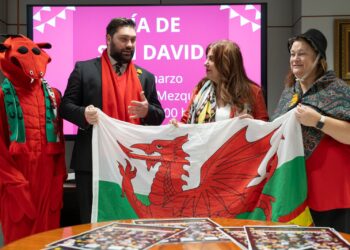La comunidad galesa de Benalmádena celebrará San David en la Plaza de la Mezquita con música, comida y bebida típica