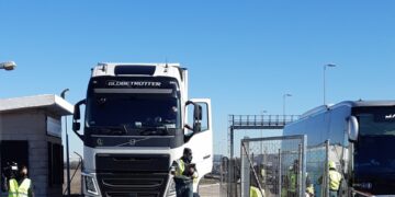 La DGT inicia este lunes una campaña para la vigilancia de camiones y autobuses en carreteras andaluzas