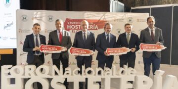 Turismo Costa del Sol y la Diputación destacan al sector de la hostelería como clave para la fidelización de los clientes en el V Foro Nacional