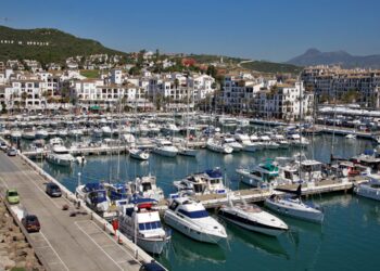 El Puerto de la Duquesa en Manilva acoge una jornada de formación en emergencias