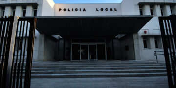 Mata a su mujer, agrede a sus hijos e incendia la casa en Benalmádena Pueblo