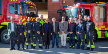 Diputación refuerza el parque de bomberos de Torremolinos con dos nuevos vehículos para mejorar las intervenciones en incendios y otras emergencias