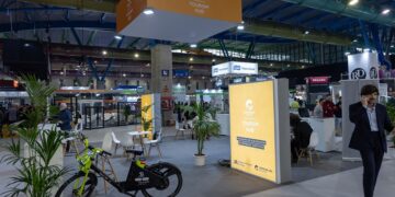 Turismo Costa del Sol y la Diputación de Málaga consolidan alianzas estratégicas en el Salón H&T 2025 para impulsar la innovación y sostenibilidad del destino