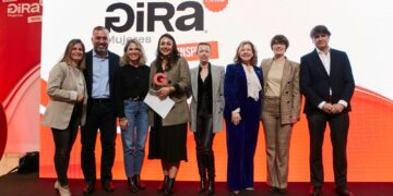 La Junta ayuda a impulsar el emprendimiento femenino en la IX Gira Mujeres-Coca Cola
