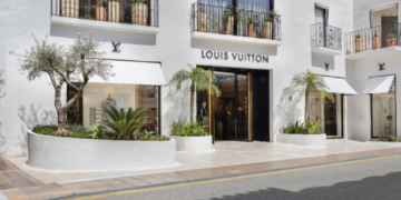 El lujo imparable: las boutiques de Puerto Banús superan los 310 millones de euros en ventas en 2024
