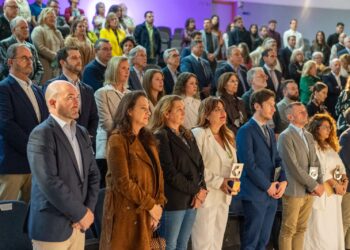 Mijas respalda el talento joven en el acto de distinciones de la Facultad de Turismo de la UMA