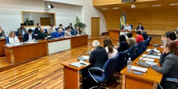 El Pleno aprueba por unanimidad iniciar el expediente para nombrar a Manuel López Ayala Hijo Predilecto de Fuengirola