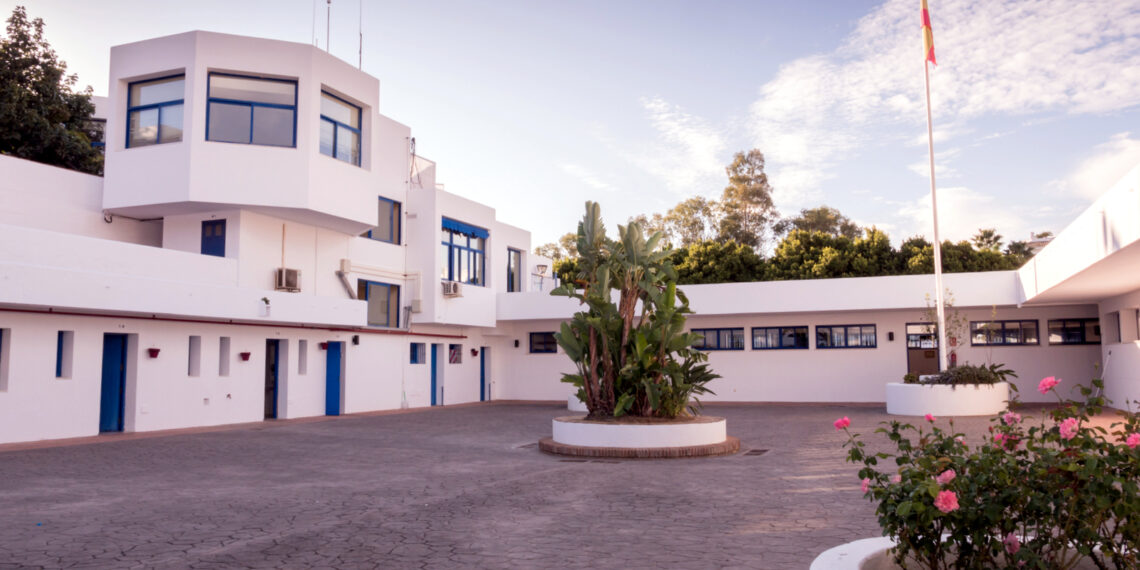 La Oficina de Objetos Perdidos de la Policía Local de Estepona consigue devolver el 70% de los artículos encontrados a sus propietarios