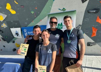 Conchita Ballesteros y Juan Infante se adjudican la 3ª y última prueba de la Copa de Andalucía de Escalada en Bloque celebrada en el Rocódromo Municipal
