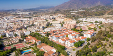 El incremento de los costes del servicio del agua supondrán 1 euro más al mes a los esteponeros