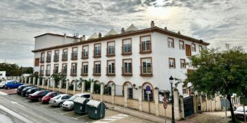 La Fundación de la Residencia de Mayores Virgen del Carmen proyecta la ampliación del centro