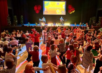 Los mayores de Fuengirola darán la bienvenida a la Primavera el 9 de abril con una gran fiesta en el Palacio de la Paz