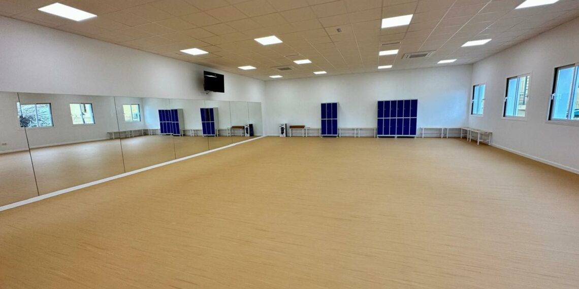 El Ayuntamiento de Fuengirola pondrá en funcionamiento la nueva sala polivalente del Elola a partir del 1 de abril