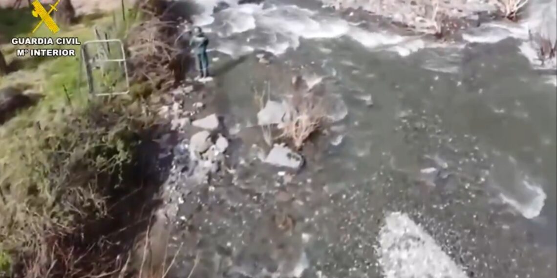 Cuarta jornada de búsqueda del motorista que cayó al río Genal y fue arrastrado por la corriente