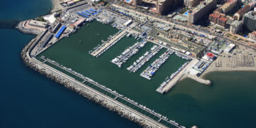La Junta adjudica por medio millón las obras de los cuartos de armadores del puerto de Fuengirola