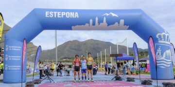 La IV Media Maratón Senda Litoral de Estepona se internacionaliza con corredores de toda Europa y Marruecos