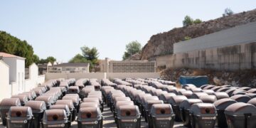 El Ayuntamiento comenzará con la instalación de 200 contenedores marrones tras culminar su campaña de concienciación ciudadana