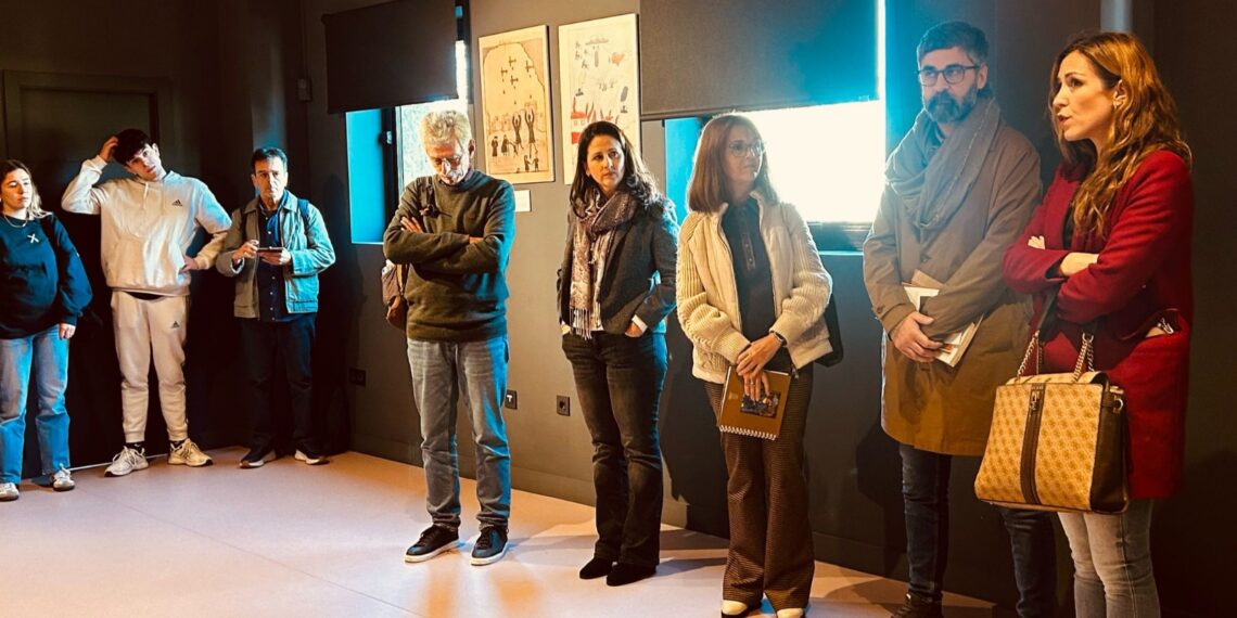 La Facultad de Educación inaugura una exposición de dibujos infantiles de la Guerra Civil cedidos por el Ayuntamiento de Benalmádena