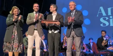 La Diputación reúne en Torremolinos a 1.700 mayores de 40 municipios para un concierto de copla y zarzuela