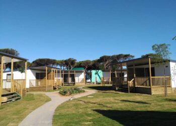 Las pernoctaciones extrahoteleras en Andalucía caen un 7,4% en enero respecto a 2024