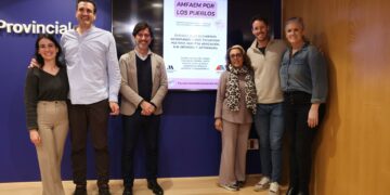 La Diputación financia una campaña de apoyo y asesoramiento a enfermos de esclerosis múltiple y a sus cuidadores