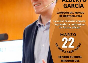 Estepona impulsa la comunicación con un Taller de Oratoria y Debate