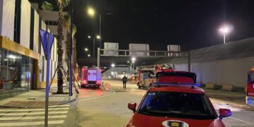 Extinguido un incendio en un edificio administrativo del Puerto de Málaga