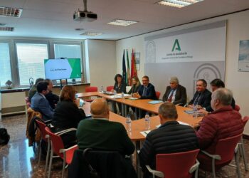 La Junta traslada la nueva Ley del Turismo al sector de la Costa del Sol