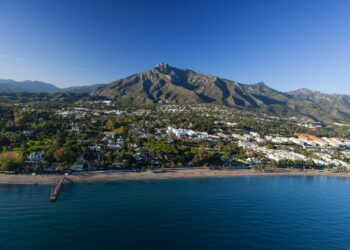 Marbella arranca el año con 1.500 visitantes más que en enero de 2024