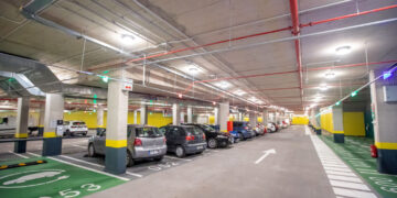 Estepona propone adquirir los parkings privados de la ciudad para incorporarlos a la red municipal de aparcamientos