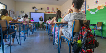 Los centros educativos andaluces recuperan la actividad lectiva presencial este miércoles