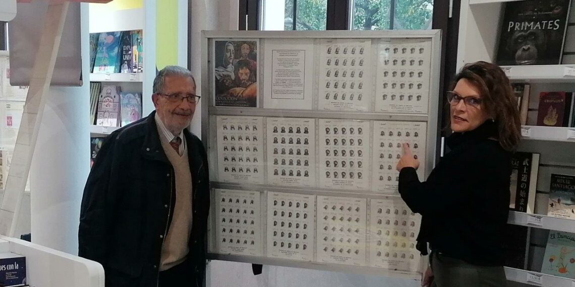 La oficina principal de Correos de Málaga acoge una nueva exposición de Semana Santa