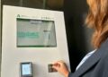 El Consorcio de Transportes instala una nueva terminal de auto recarga de tarjetas en Fuengirola