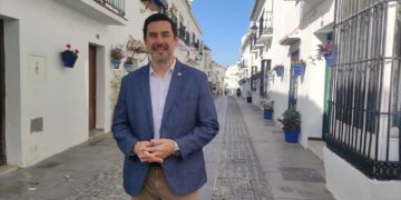 El Ayuntamiento de Mijas pone en marcha un plan para el despliegue de fibra óptica en Mijas Pueblo