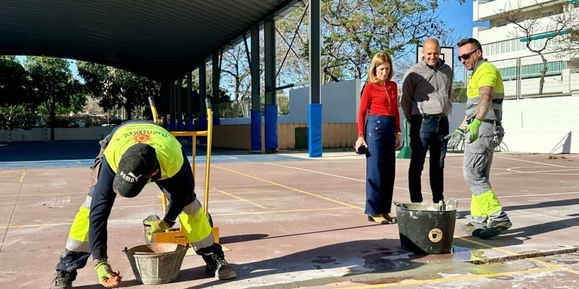 Fuengirola aprovecha el cierre de los colegios en Semana Santa para acometer mejoras en los centros escolares