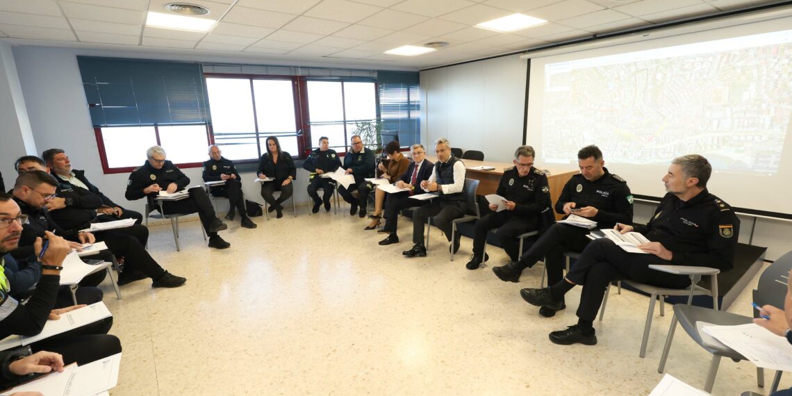 Más de 400 policías locales velarán por la seguridad en el municipio durante la Semana Santa