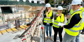 Avanzan las obras de Mercacentro, emblema comercial y símbolo de la pujanza de la Nueva Fuengirola