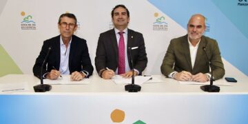 La Mancomunidad y AGAPA instalarán sensores en las boyas de las playas para estudiar el medio marino