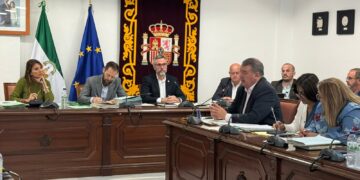 El pleno del Ayuntamiento de Mijas aprueba una modificación presupuestaria por más de 7,4 millones de euros
