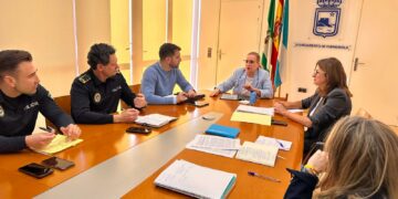 El Ayuntamiento de Fuengirola trabaja en un paquete de medidas adicionales para blindar la seguridad vial en el Paseo Marítimo