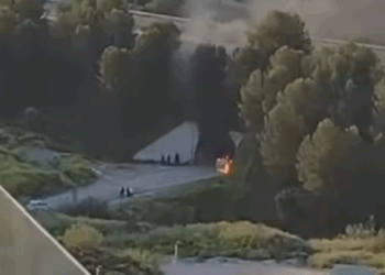 Un fallecido al arder un vehículo en el túnel de La Alquería, en Benahavís