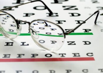 El Congreso debate este martes que las gafas y lentillas sean gratuitas para los menores de edad