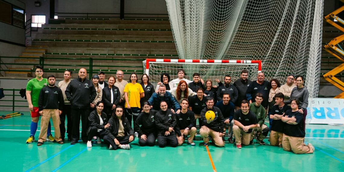El Centro Especial de Empleo de Torremolinos se suma a la semana del Grupo Social ONCE con la práctica de deportes para personas con discapacidad visual