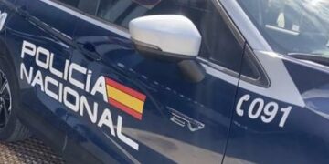 Roban a punta de pistola un Audi en Marbella a una familia tras tenderles una trampa